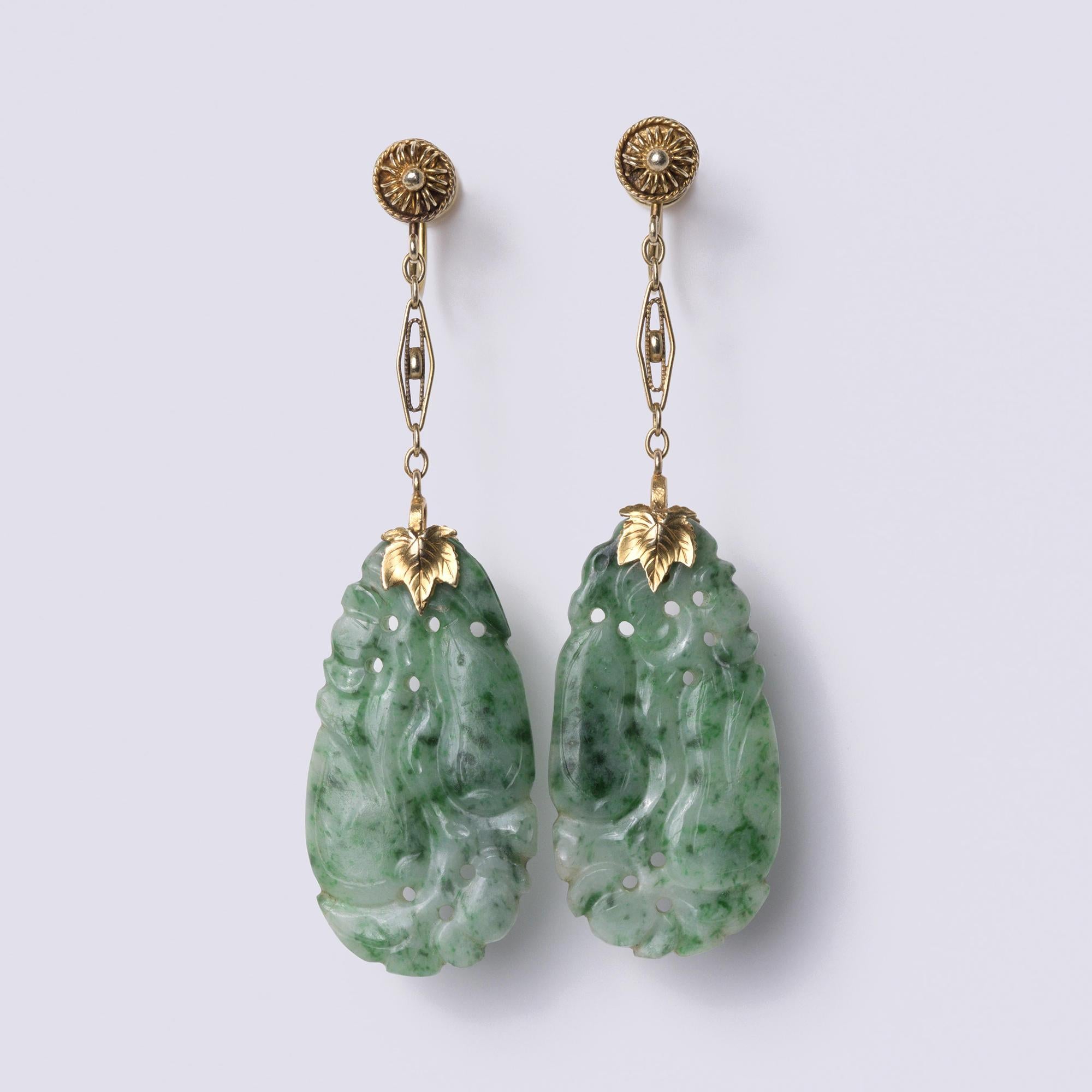 Retro Antique Carved Jade and 14k Gold Drop Earrings
