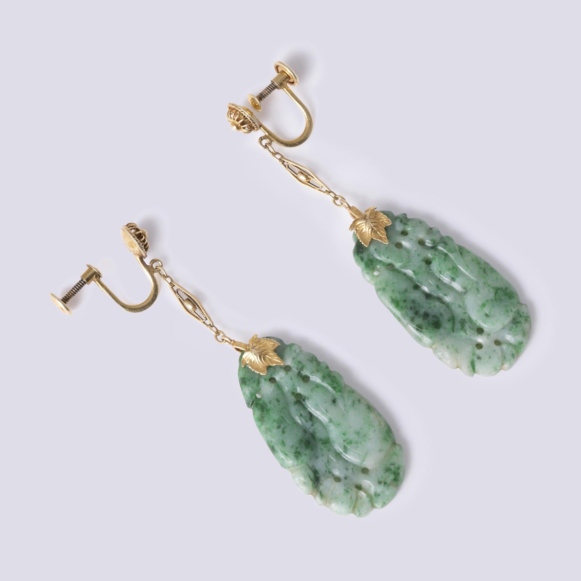 Retro Antique Carved Jade and 14k Gold Drop Earrings