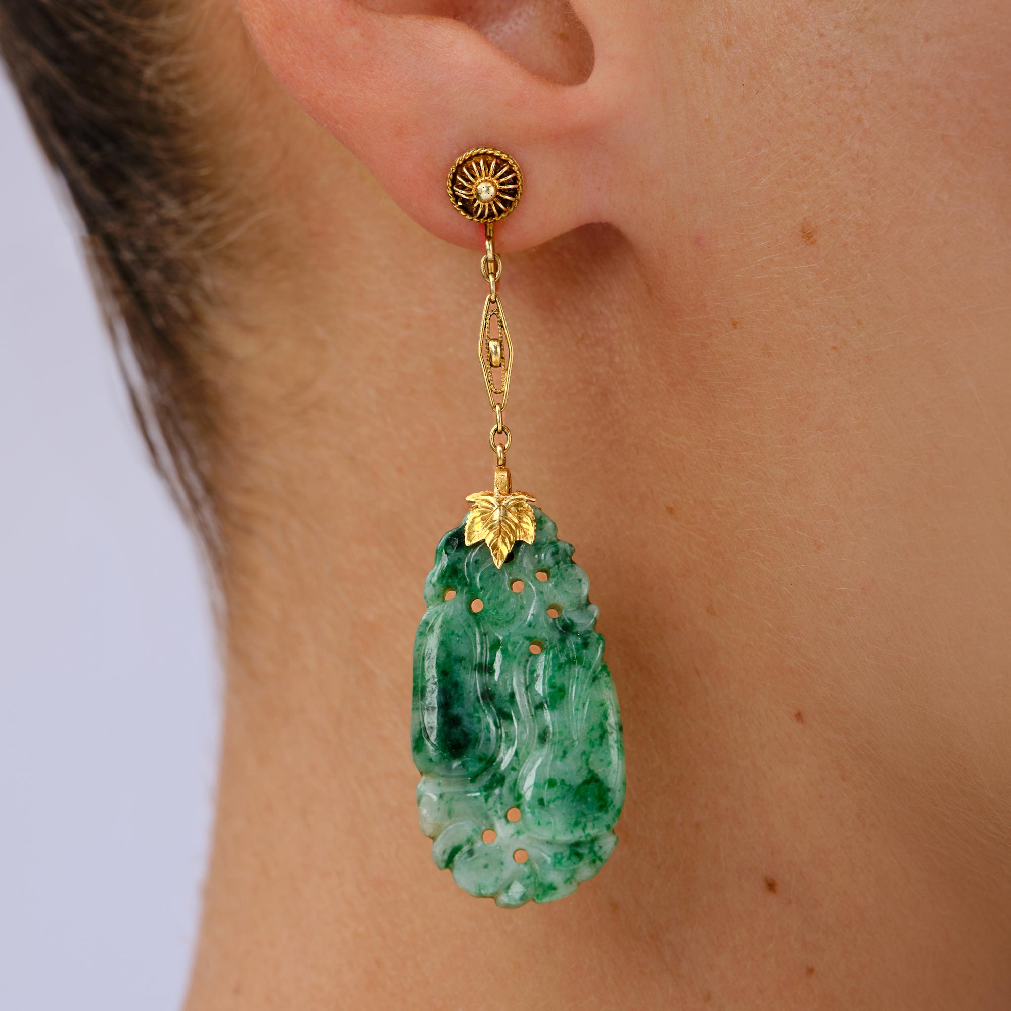 Retro Antique Carved Jade and 14k Gold Drop Earrings