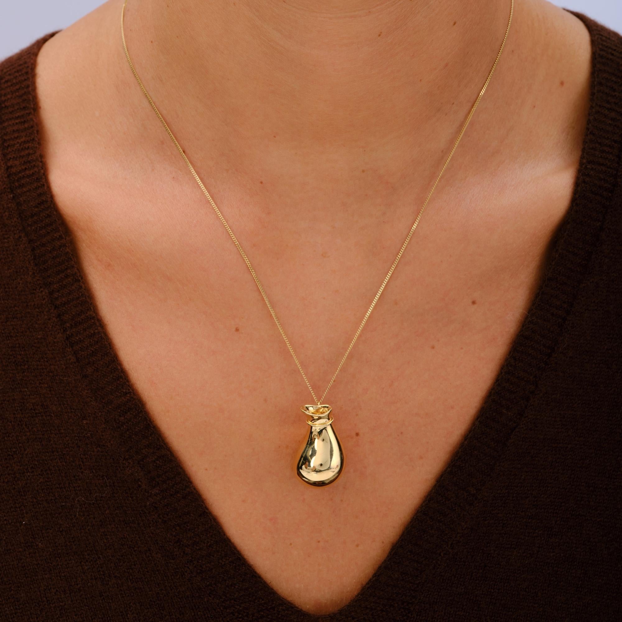 Vintage Elsa Peretti Tiffany & Co 18K Gold Bottle Jug Pendant Necklace