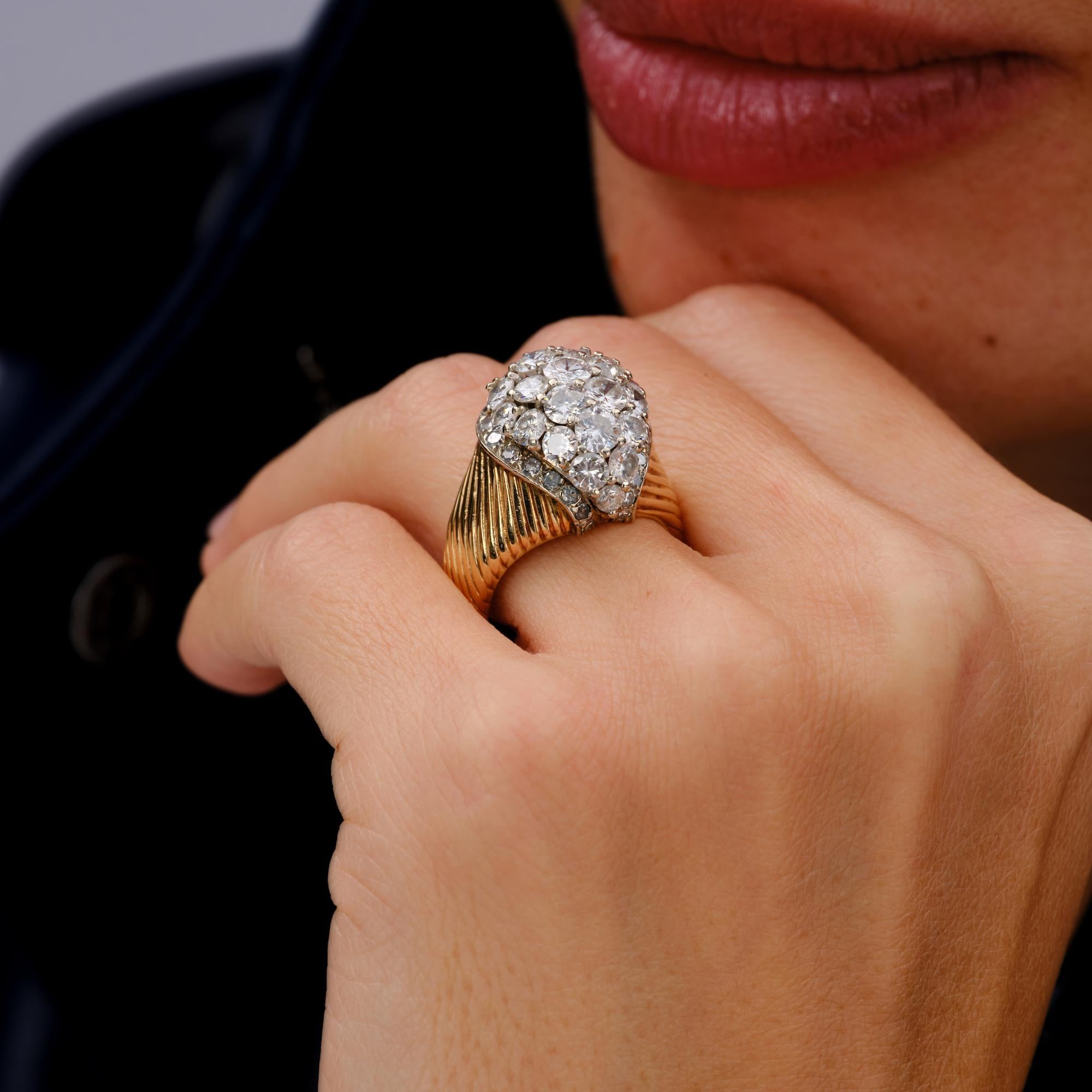 Vintage 1970s Mid Century 2 Carat Diamond Bomb Cluster 14K Gold Cocktail Ring