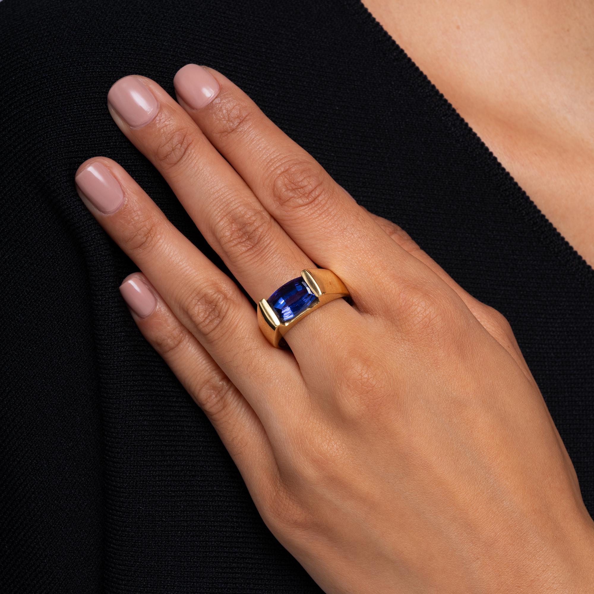 Estate 5 Carat Tanzanite East-West 18k Gold Men's Ring