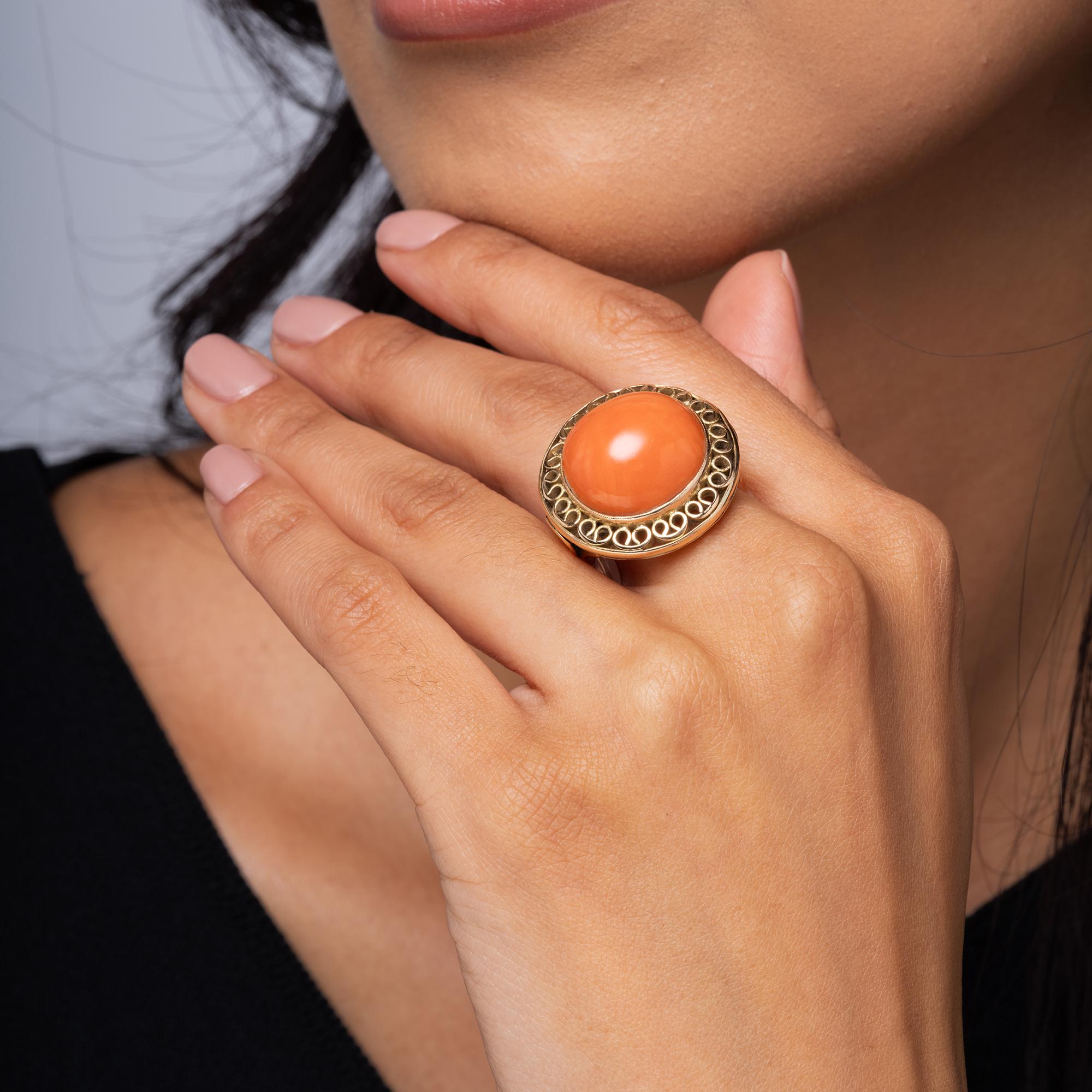 Retro 1940s Coral Cabochon 14k Yellow Gold Filigree Dome Cocktail Ring