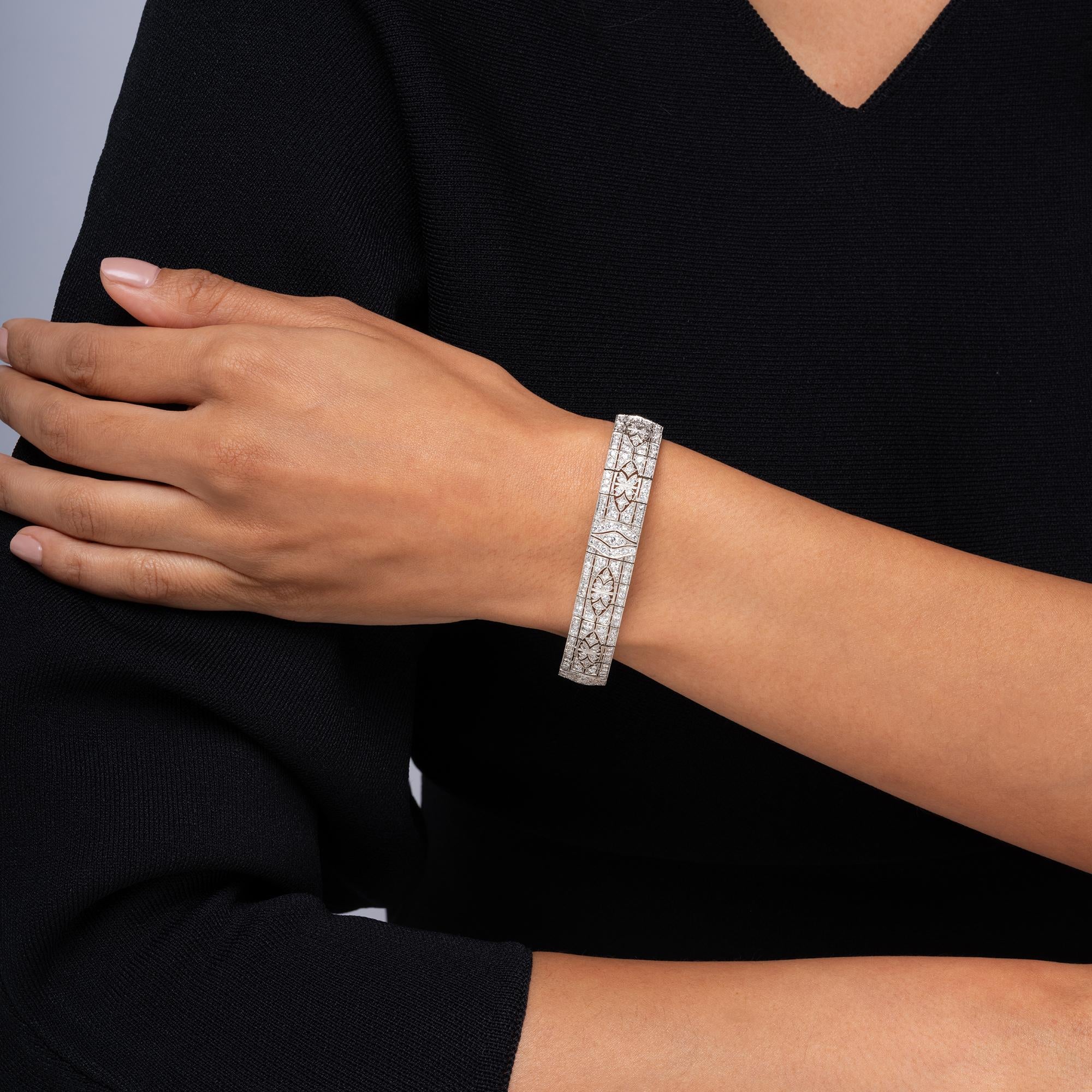 Antique Tiffany & Co. Art Deco 6 Carat Diamond Platinum Filigree Line Bracelet