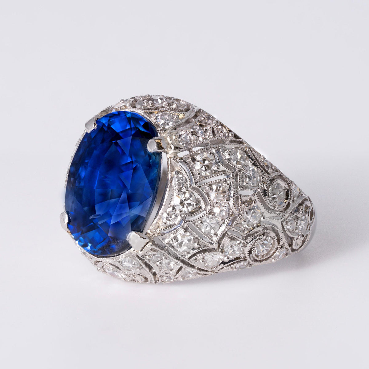 Art Deco 5.50ct Blue Sapphire & 1.50ct Diamond Platinum Filigree Ring