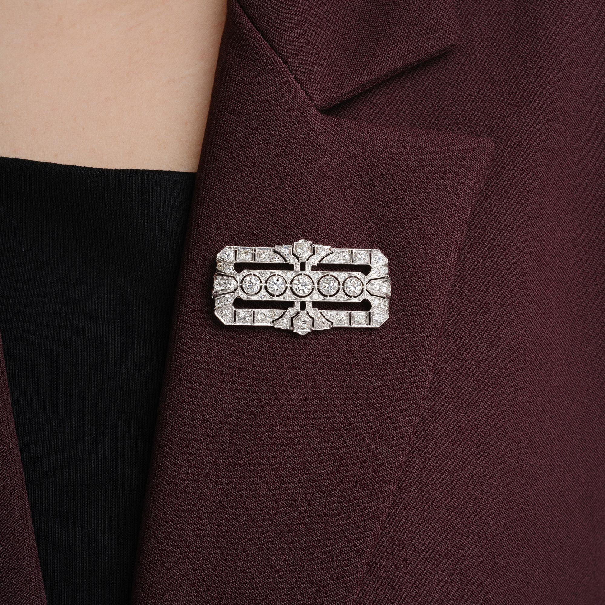 1920s French Art Deco 3.25 Carat Diamond Geometric Platinum Brooch Pin