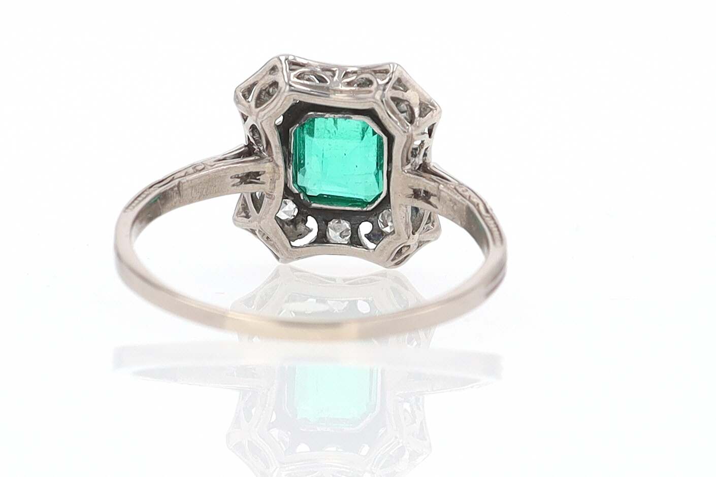 Antique Edwardian Filigree Emerald & Diamond Engagement Ring