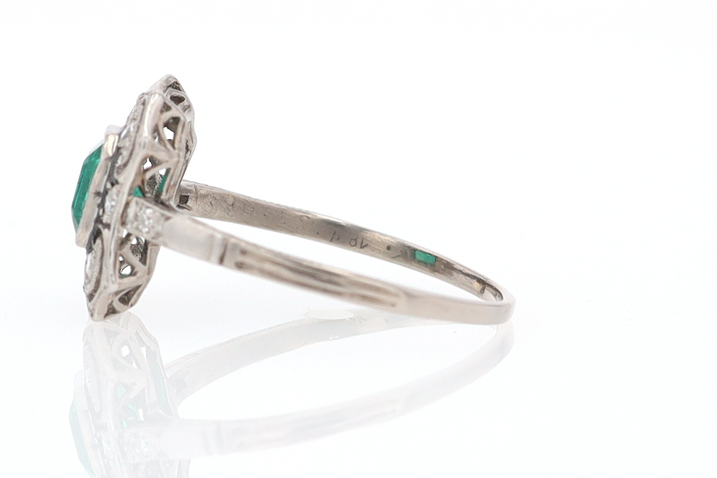 Antique Edwardian Filigree Emerald & Diamond Engagement Ring