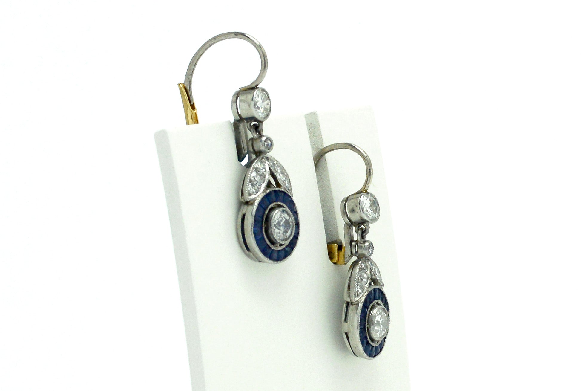 Experience the Jazz Age with these dangles that pay homage to 1920s heirloom jewels. 