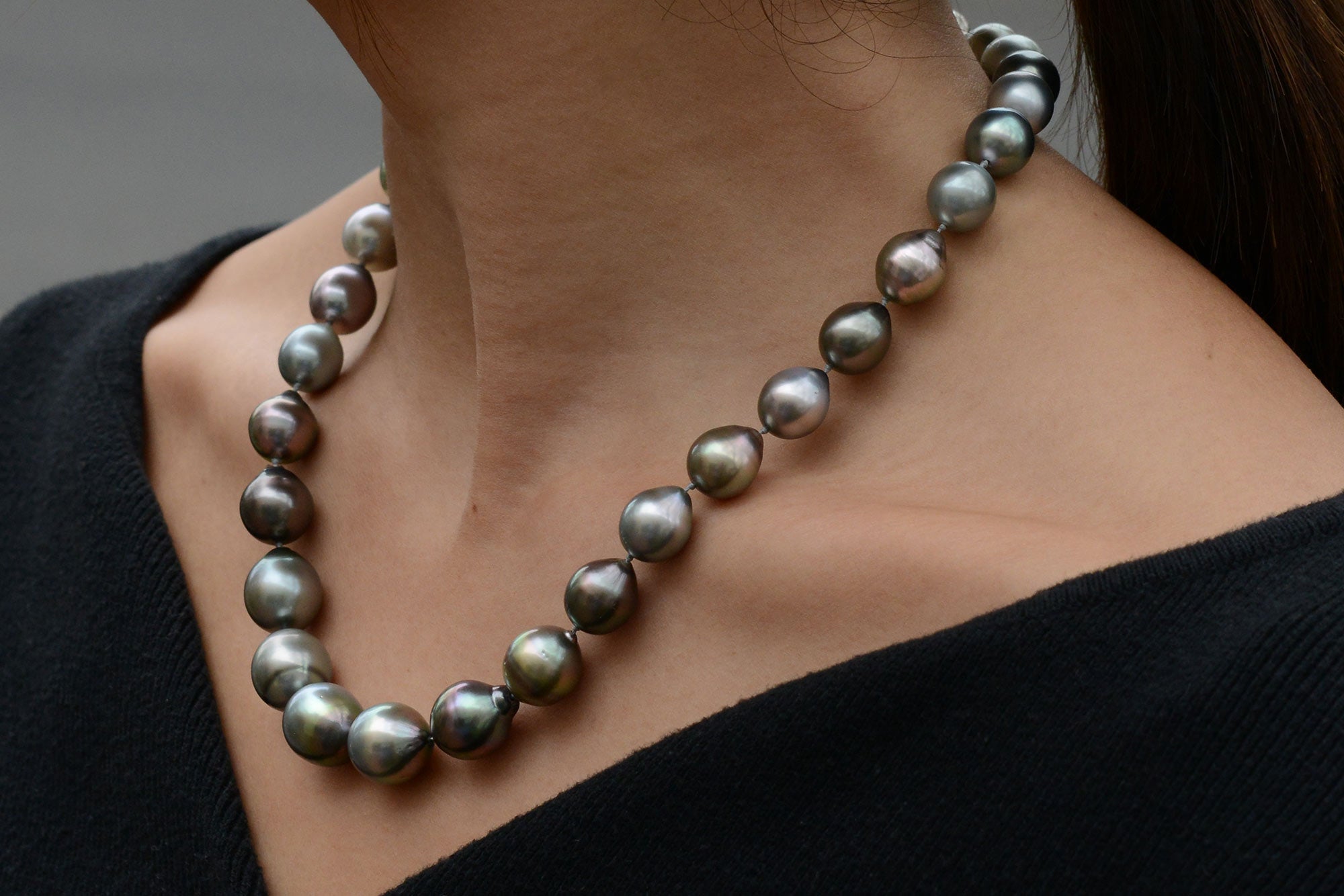 Black Tahitian Pearl Graduated Necklace