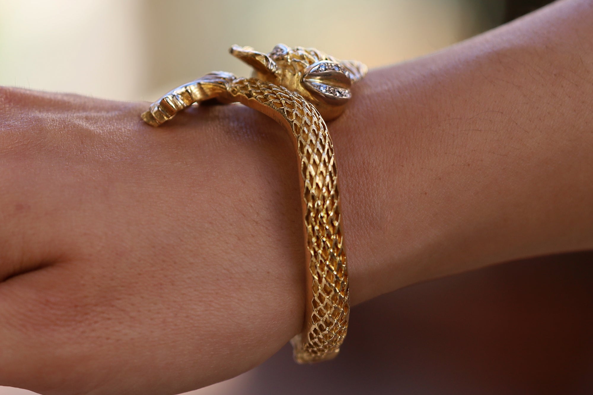 Ilias Lalaounis Designer 18k Gold Fish Bangle Bracelet