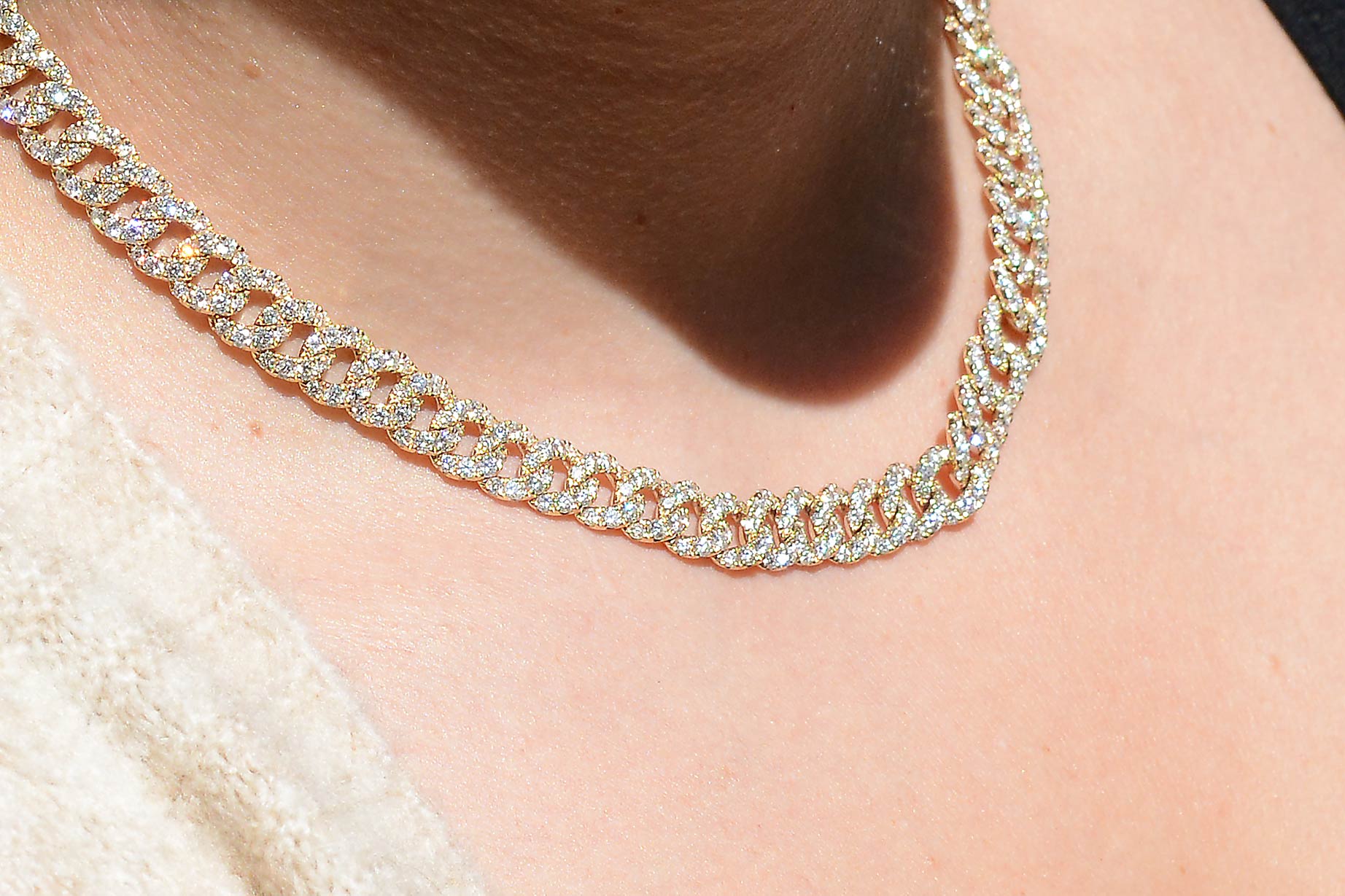 Italian 18.37 Carat Pavé Diamond & 14k Gold Cuban Link Necklace