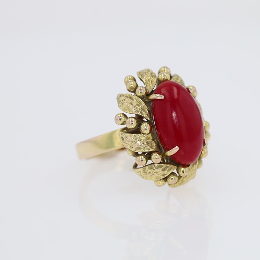 Vintage Ox Blood Coral 14k Gold Wreath Ring