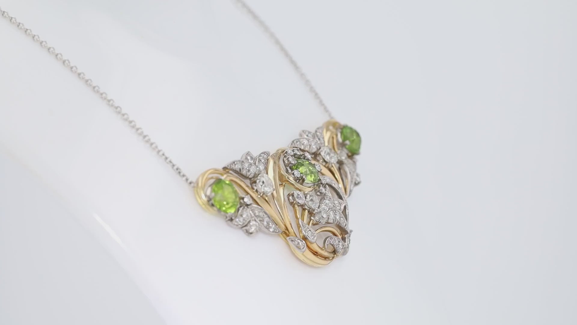 Edwardian Peridot Diamond 18K Gold And Platinum Necklace