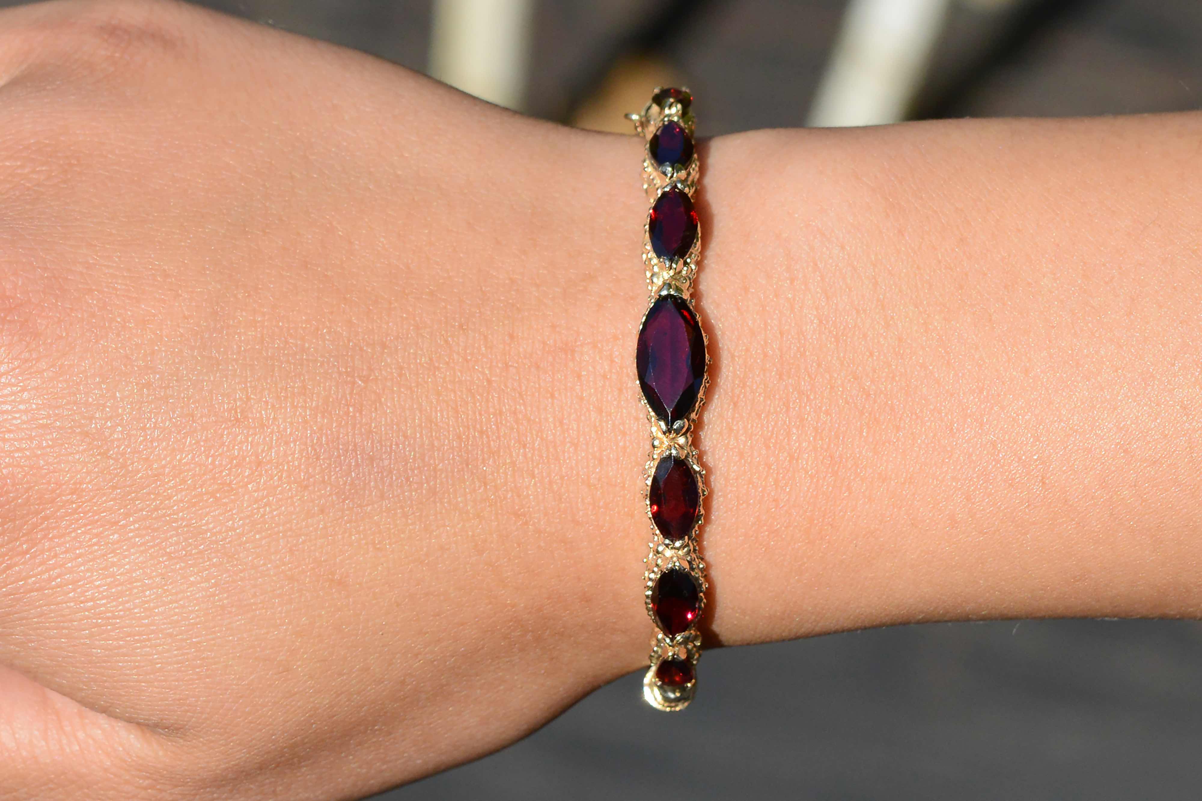 Vintage Bangle Bracelet