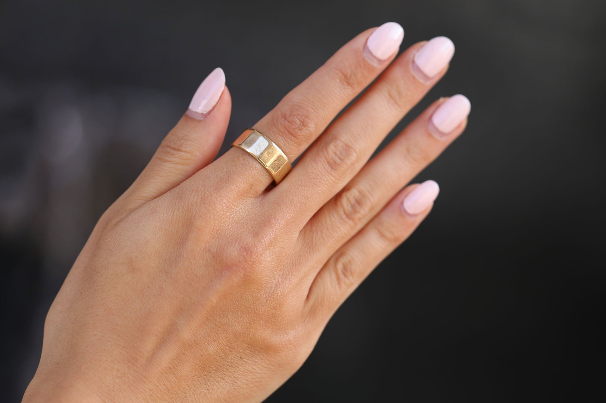 Vintage 6 Grams 14k Yellow Gold Florentine Band