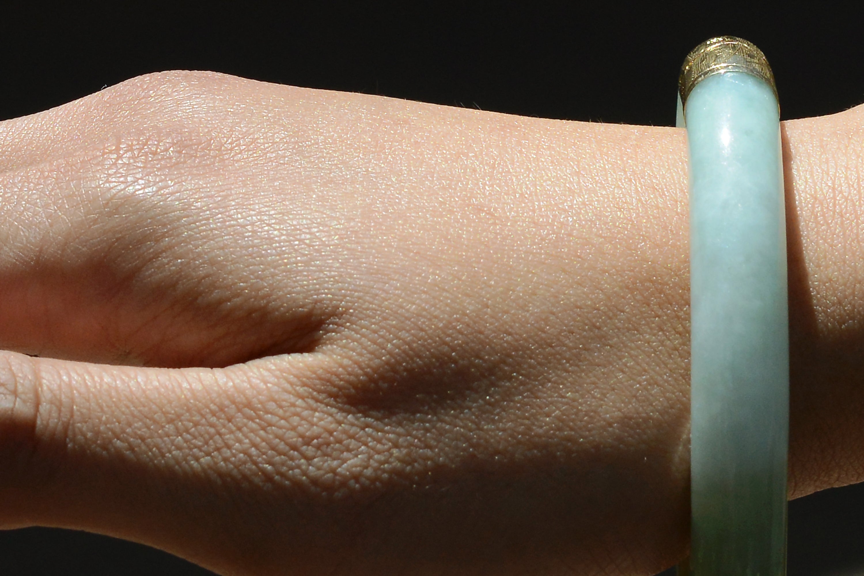 Vintage Natural Jadeite Jade Hinged Bangle Bracelet