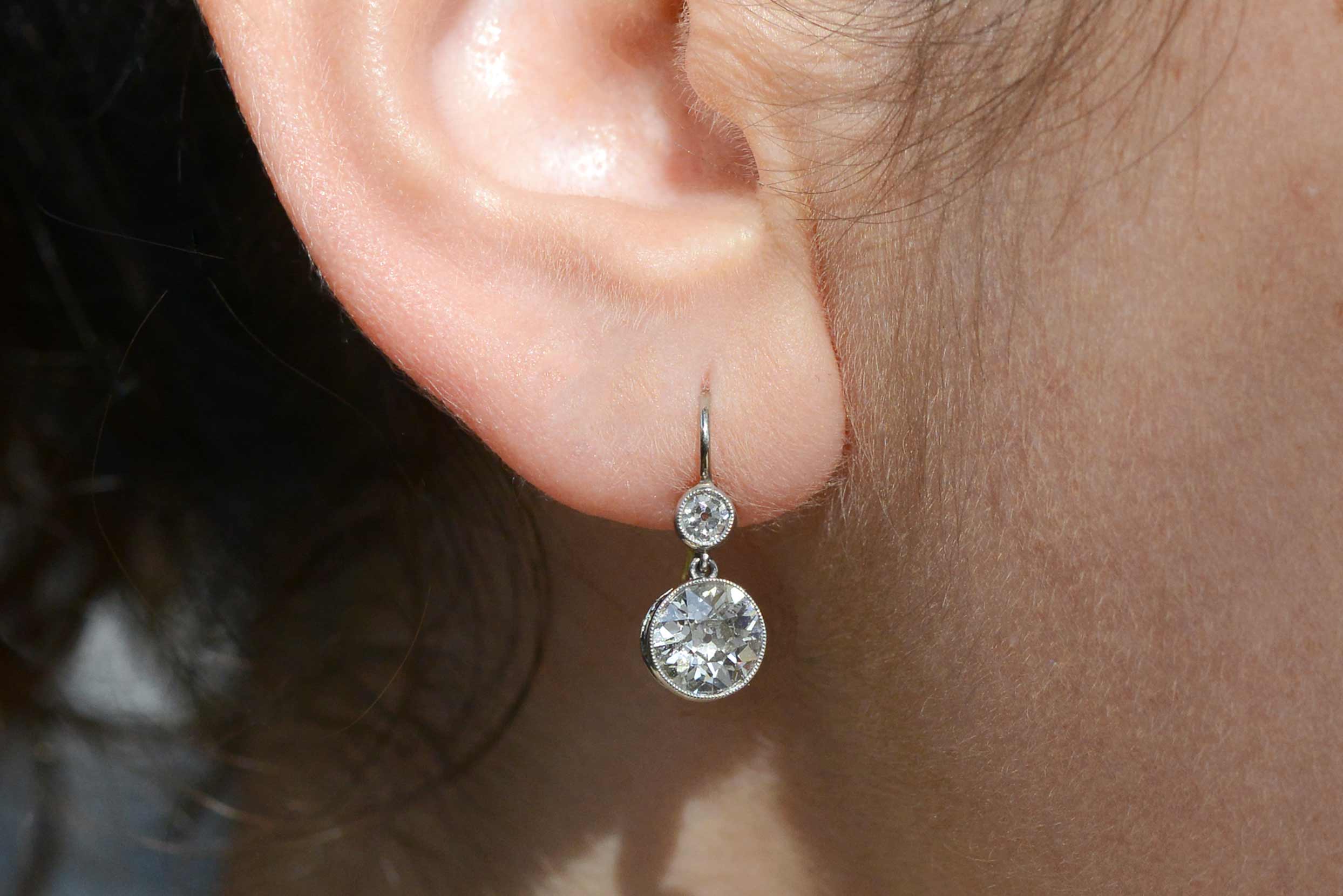 Art Deco Style Diamond Drop Earrings 2.86 Ctw Lever Backs
